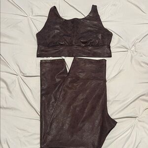 Aerie Goals Leggings + Bra Set